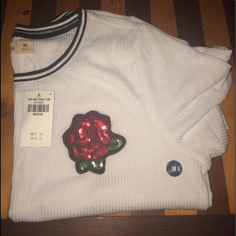 NWT Hollister Crop Top with Rose sequin in corner